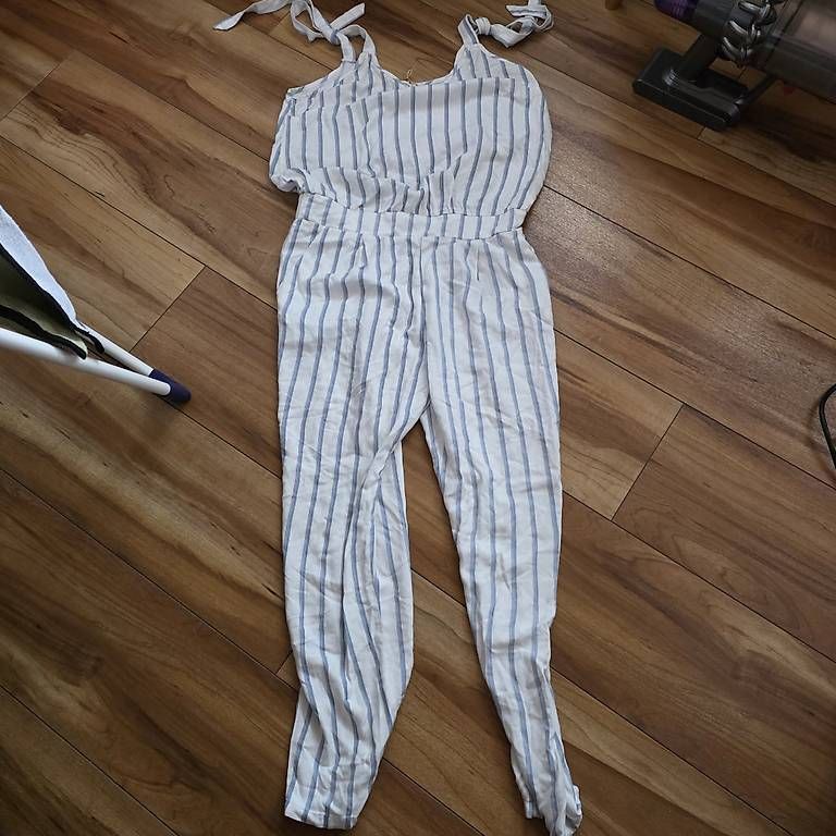 Tute: Onepiece Einteiler weiss blau M – Usato da Reichenbach i. K. venduto da likki07 1