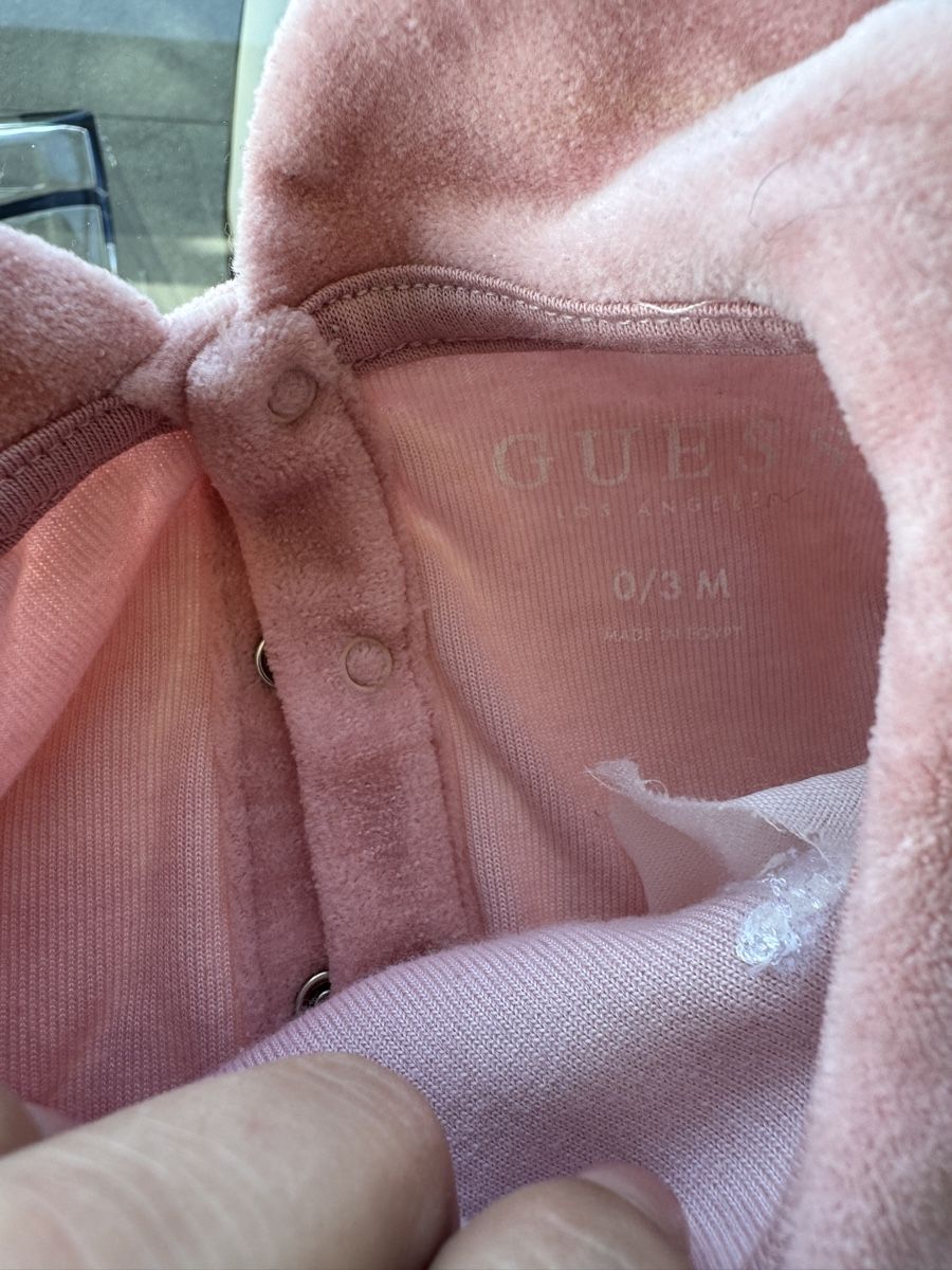 Guess Camicie, Top & T-shirt: Body Guess – Usato da Ruvigliana venduto da lux_t2sb 1