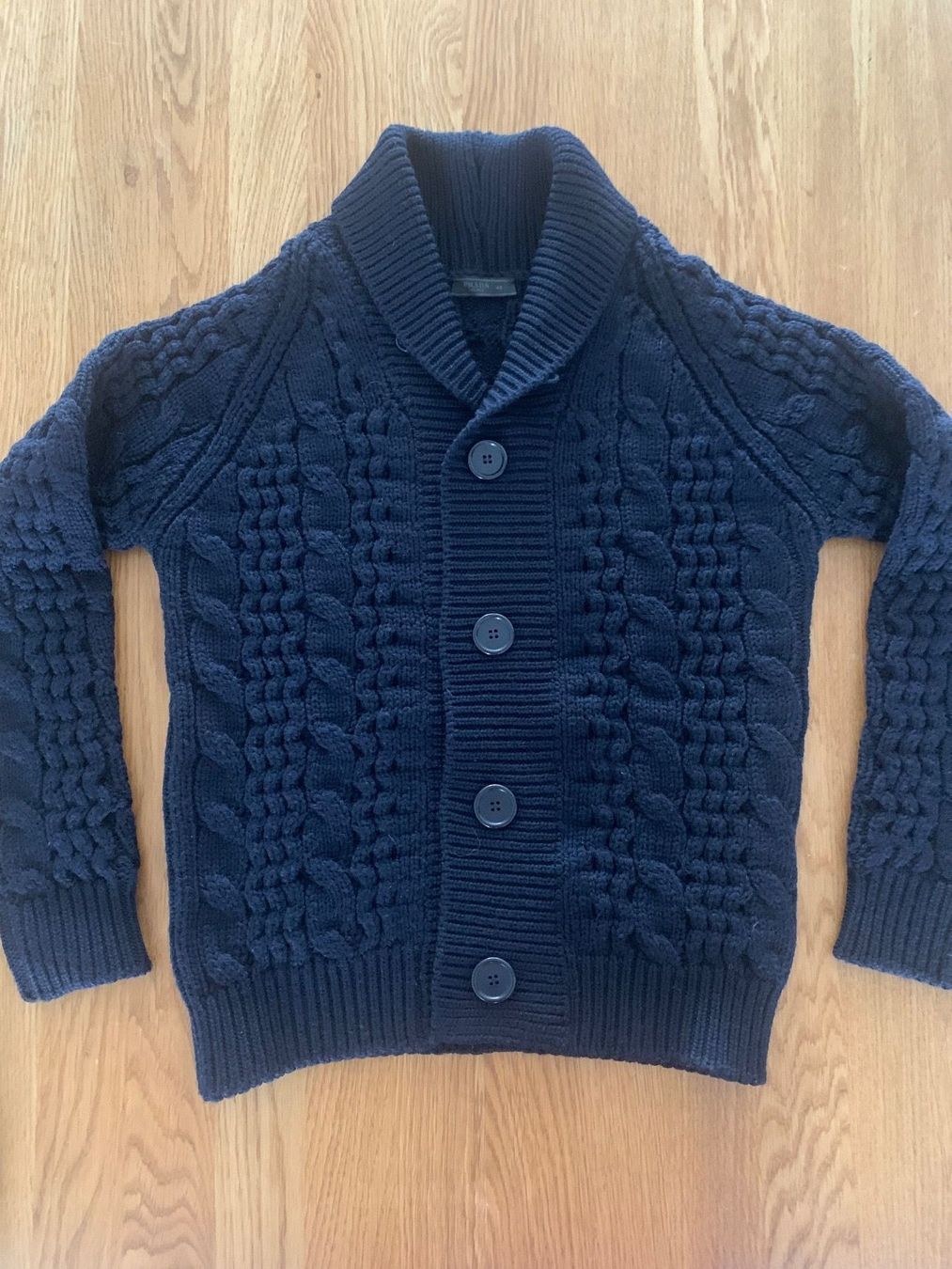 Prada Jacken: Luxuriöse Prada Strickjacke – Gebraucht aus Hombrechtikon von movoko01 7
