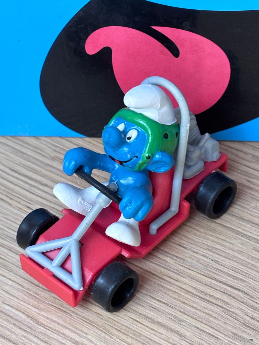 Schleich Figuren: Schlumpf mit Go-Kart – Gebraucht aus Lyss von Duckszone