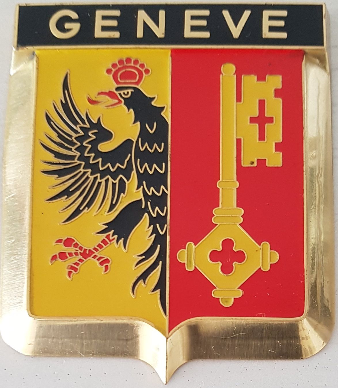 Placchette & Badge: Plakette / Emblem GENEVE – Usato da Neuchâtel venduto da Blondy_73