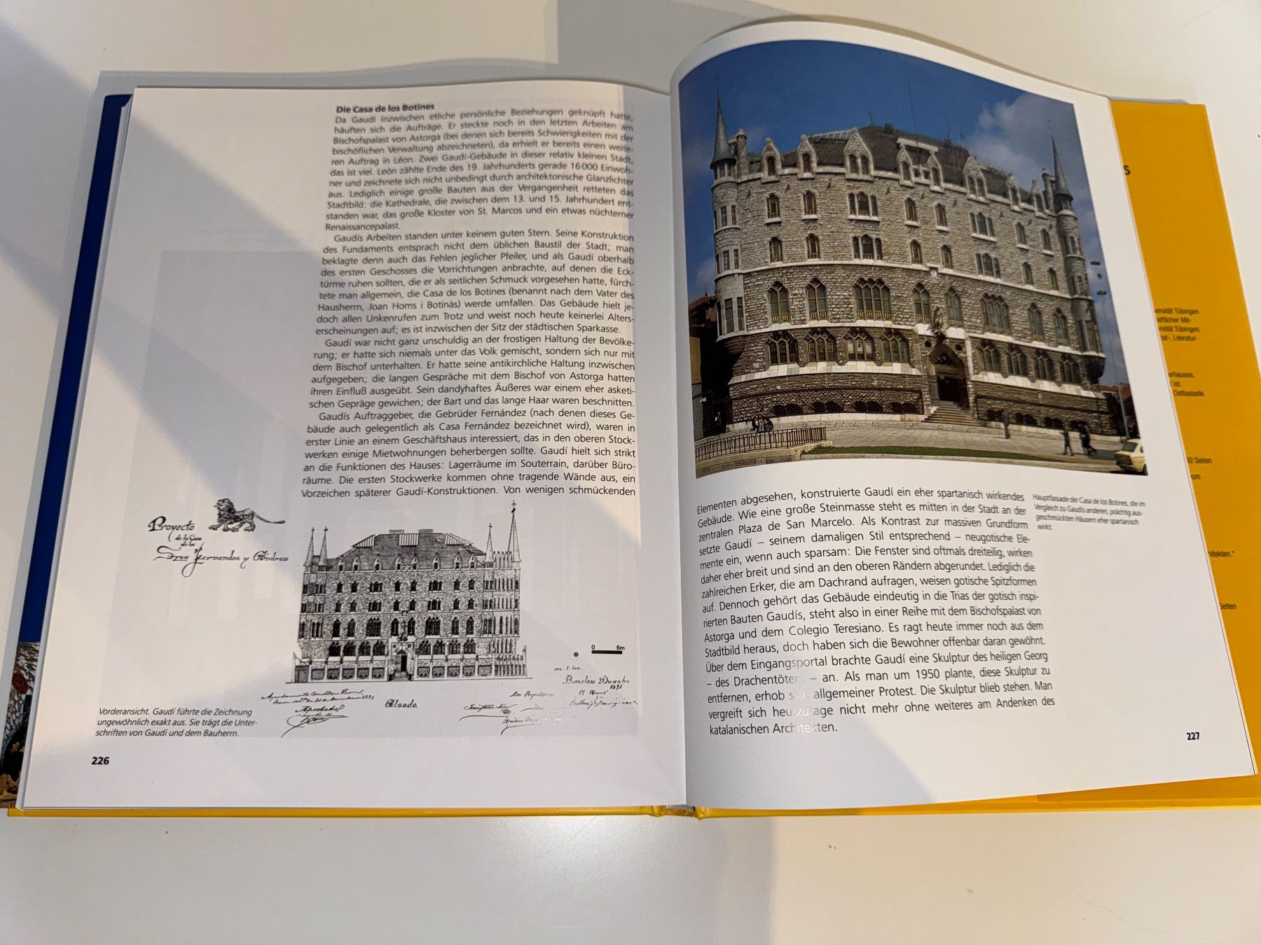Libri: BUCH: Gaudi Sämtliche Bauwerke – Usato da Grosswangen venduto da Second_hand_paradise 8
