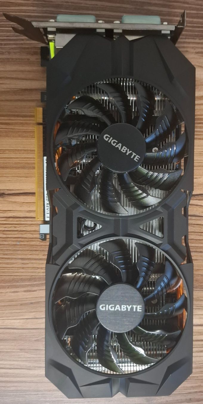 Cartes graphiques: Gigabyte GeForce GTX 960 Windforce 2 GB – D'occasion à Worblaufen par siva024