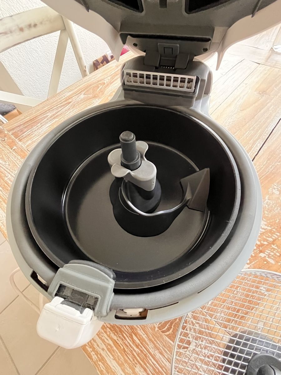 Tefal Elettrodomestici da cucina: Tefal Actifry Original – Usato da Männedorf venduto da NSelna 2