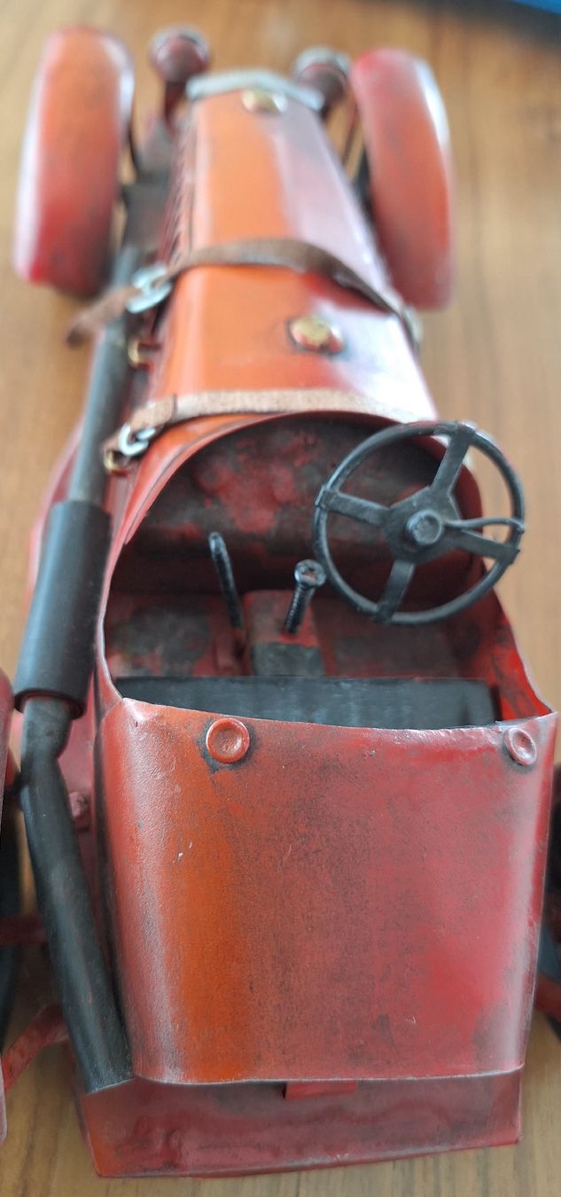 Modellbausätze & Standmodelle: Metall-Oldtimer Auto rot Modell Deko – Gebraucht aus Brugg AG von bacbac5757 5