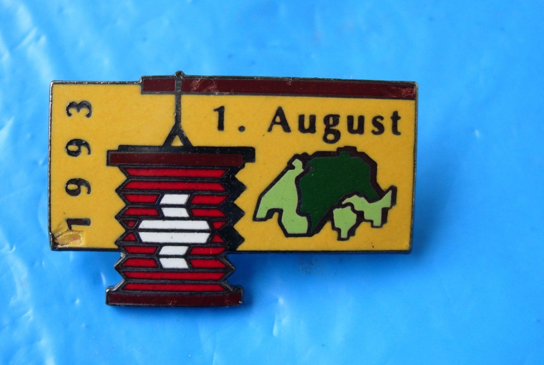 Placchette & Badge: 1 . AUGUST - ABZEICHEN -1993-Pins selten – Usato da Basel venduto da Grbina64 1