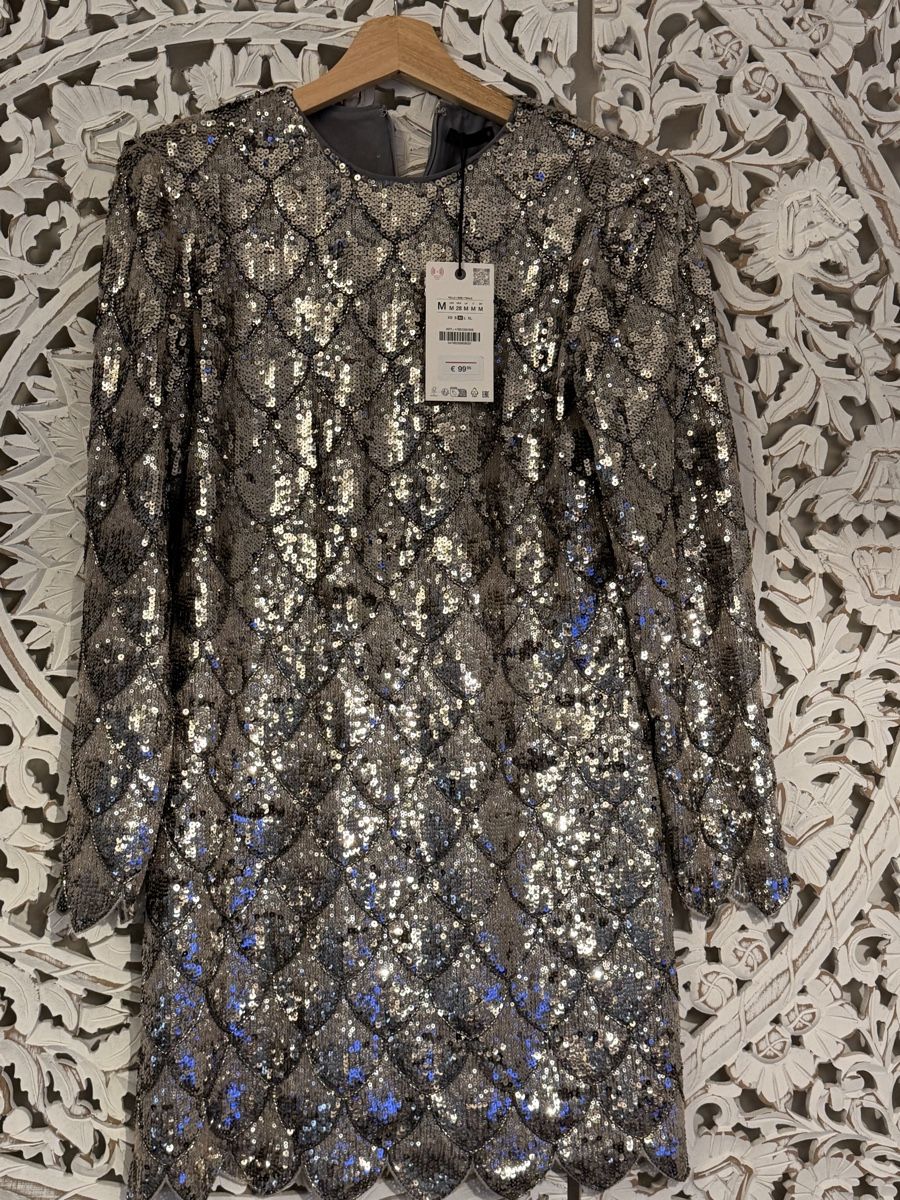 Zara Vestiti: Robe à paillettes argentées taille M état neuf – Nuovo e nell'imballaggio originale da Prilly venduto da mar_8pjy