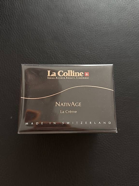 Soins du visage: La Colline  neu & originalverpackt – D'occasion à Frauenfeld par Jessy_kardakova 1
