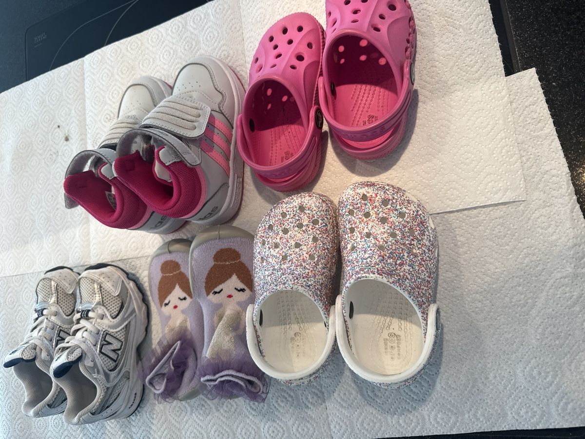 Scarpe da uomo: Kinder-Schuhpaket 5-teilig – Usato da Bremgarten AG venduto da baby-yoda 1