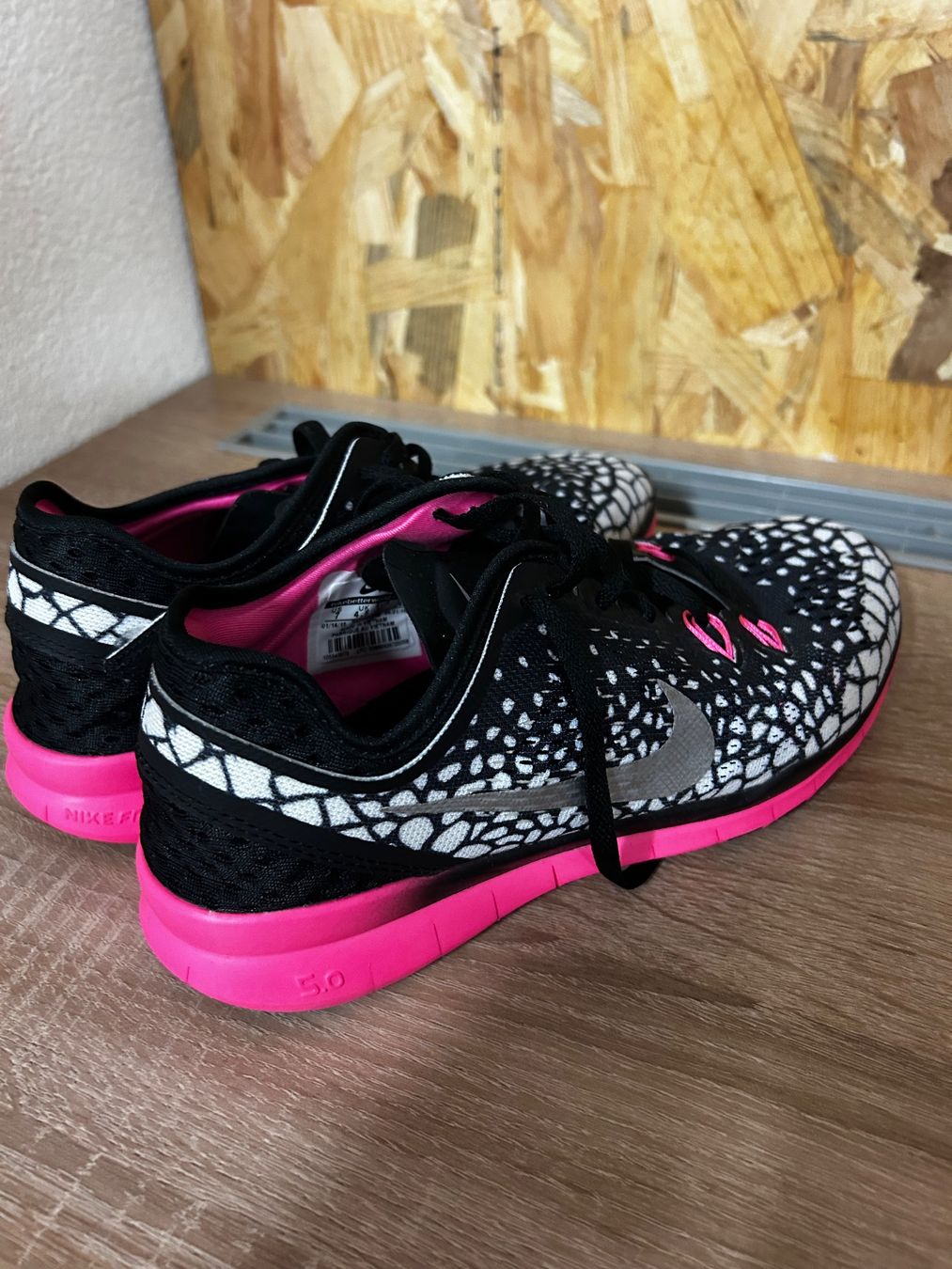 Nike Scarpe da donna: Nike Free 5.0 Damen Sneakers – Usato da Allschwil venduto da GrenzWert