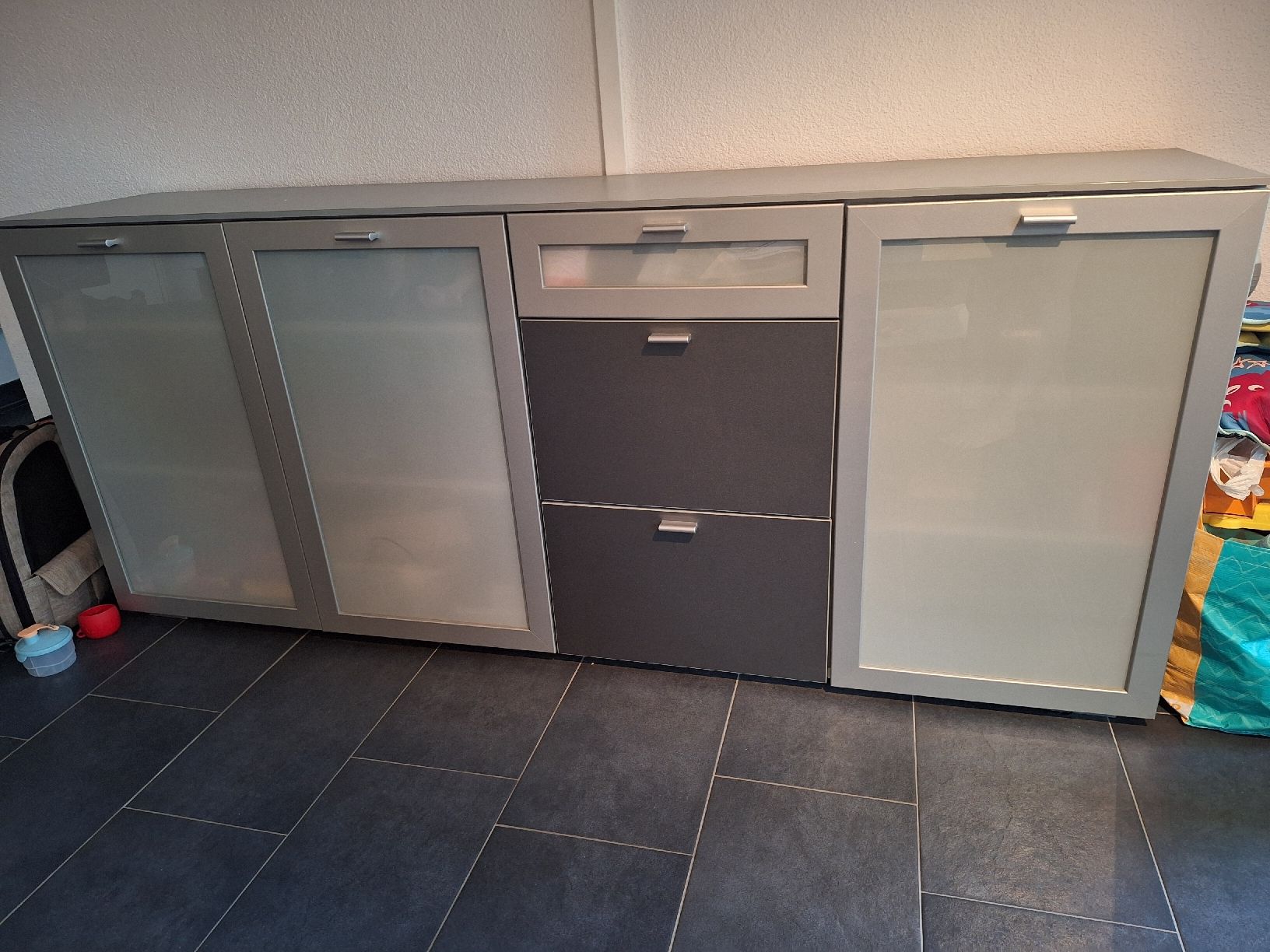 Commodes: Möbel – Défectueux à Samstagern par Luzern92