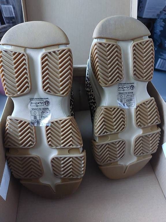 Scarpe da donna: Sneaker Leo STEVE MADDEN Gr.37 – Usato da Vordemwald venduto da Sue88 1