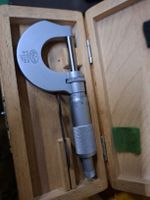 Helios Messschraube 0-25mm im Holzkasten, Top Zustand!
