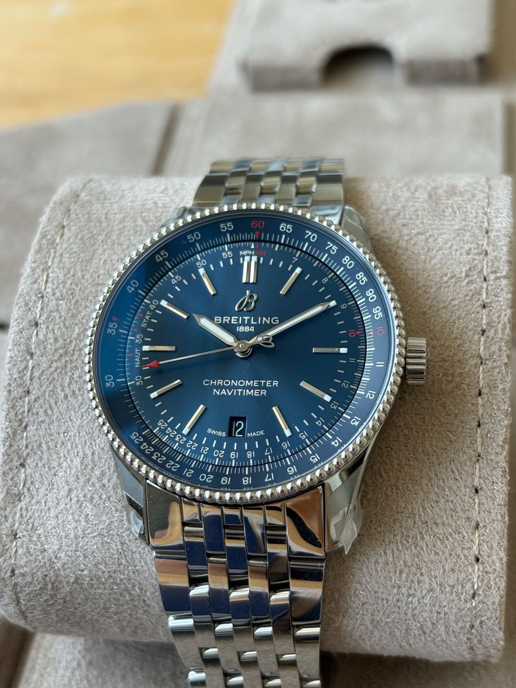 Breitling Montres: BREITLING Navitimer Automatic 41 Fullset Neu – Neuf (Voir description) à Birsfelden par Mynos 5