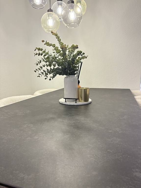 Tische: Esszimmer Tisch Mamor  – Gebraucht aus Bern von kov_2bhq 2