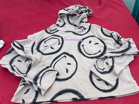 Mädchen Pullover 134/140 mit Smiley