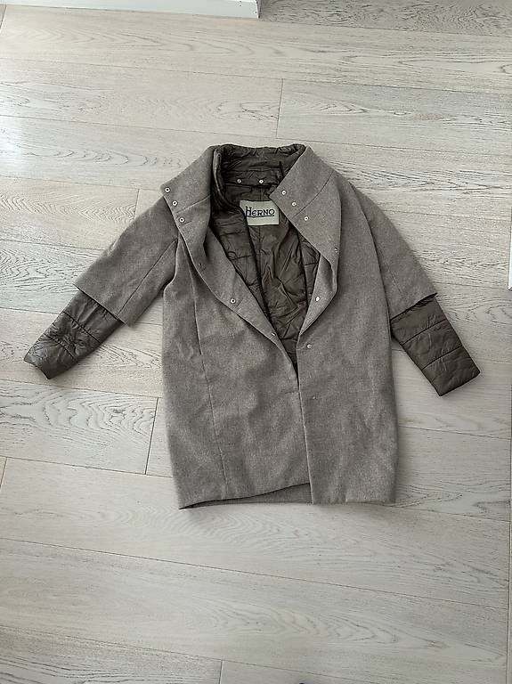 Mäntel: Cappotto Herno donna – Gebraucht aus Gentilino von ver_n6bc