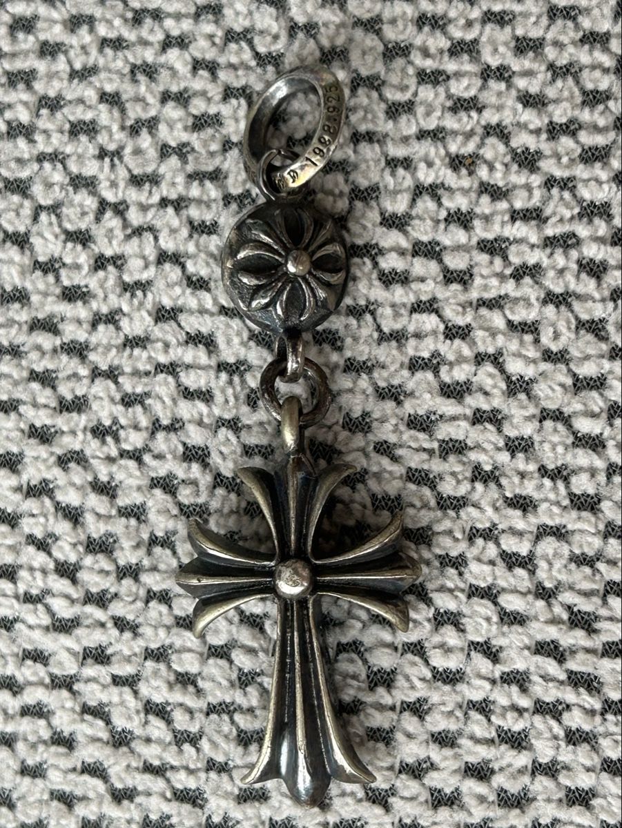 Anhänger: Chrome Hearts Cross Pendant – Gebraucht aus Luzern von bun_sx6n