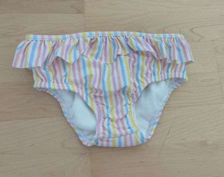 Badehose mit Volant Gestreift Grösse 98/104 Neu