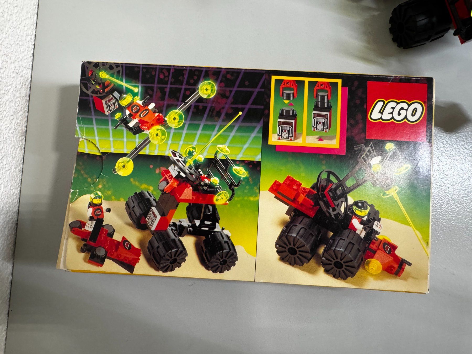 Lego Kit di costruzioni: Lego M Tron 6896 mit Box & 6833 – Usato da Reitnau venduto da Emma-verkauft 6