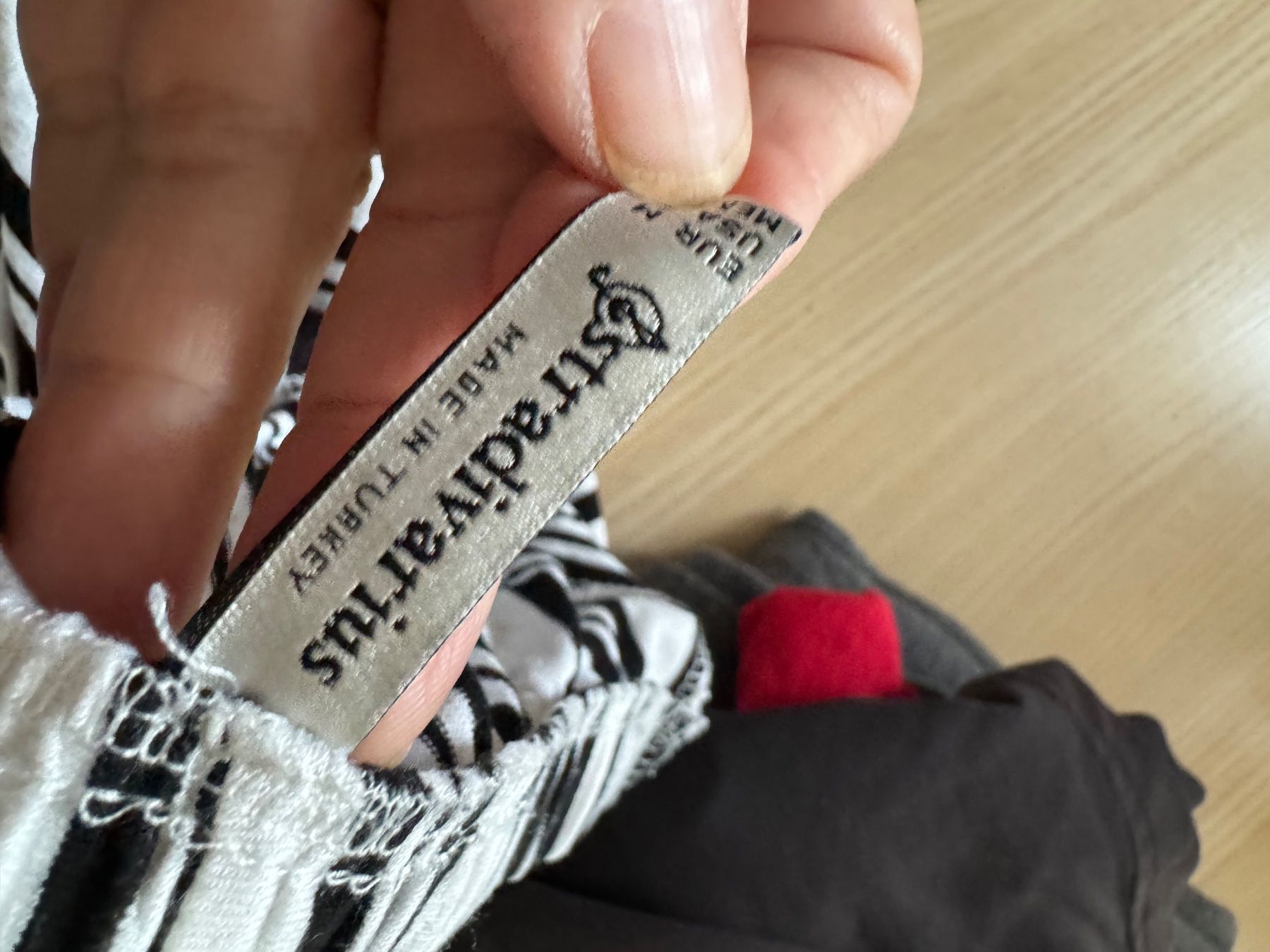Tute: Combinaison Taille M Mel – Usato da Veyrier venduto da kimedovapa 4