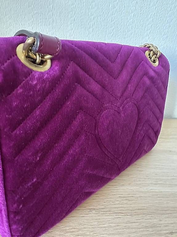 Borse da donna: Gucci Marmont Samttasche Lila – Usato da Bern venduto da ranine_praline 4