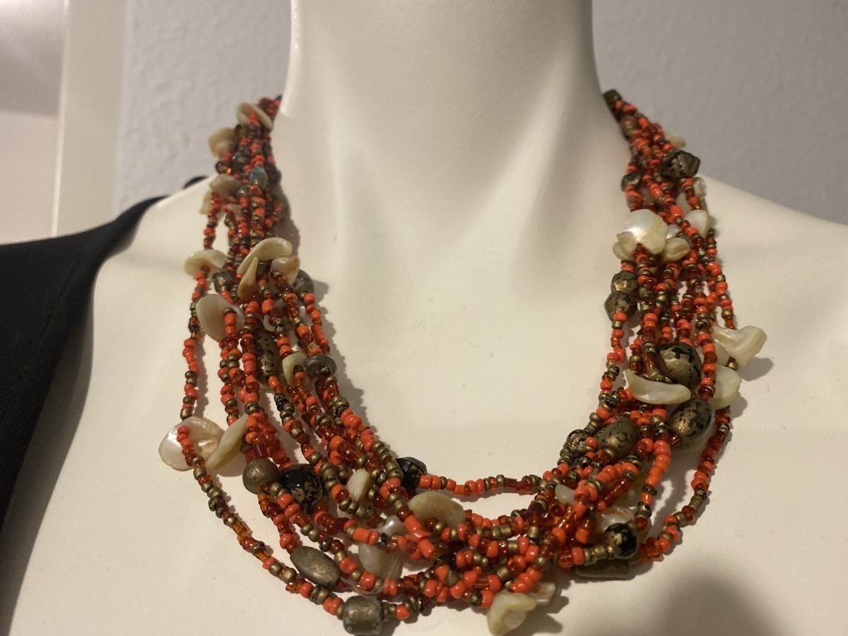 Catenine: Halskette, Glasperlen, Muscheln – Usato da Adliswil venduto da luzia31