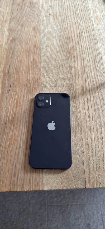 Apple Handys / Smartphones: iPhone 12 – Gebraucht aus Zürich von borbos 2