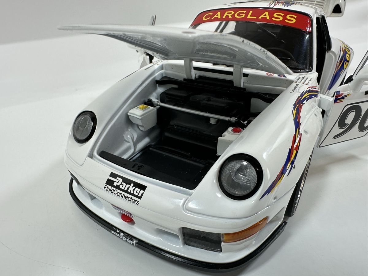 UT Models Modellini d'auto: Porsche 911 GT2 1:18, UT Models – Usato da Zofingen venduto da rf9_x2xt 8