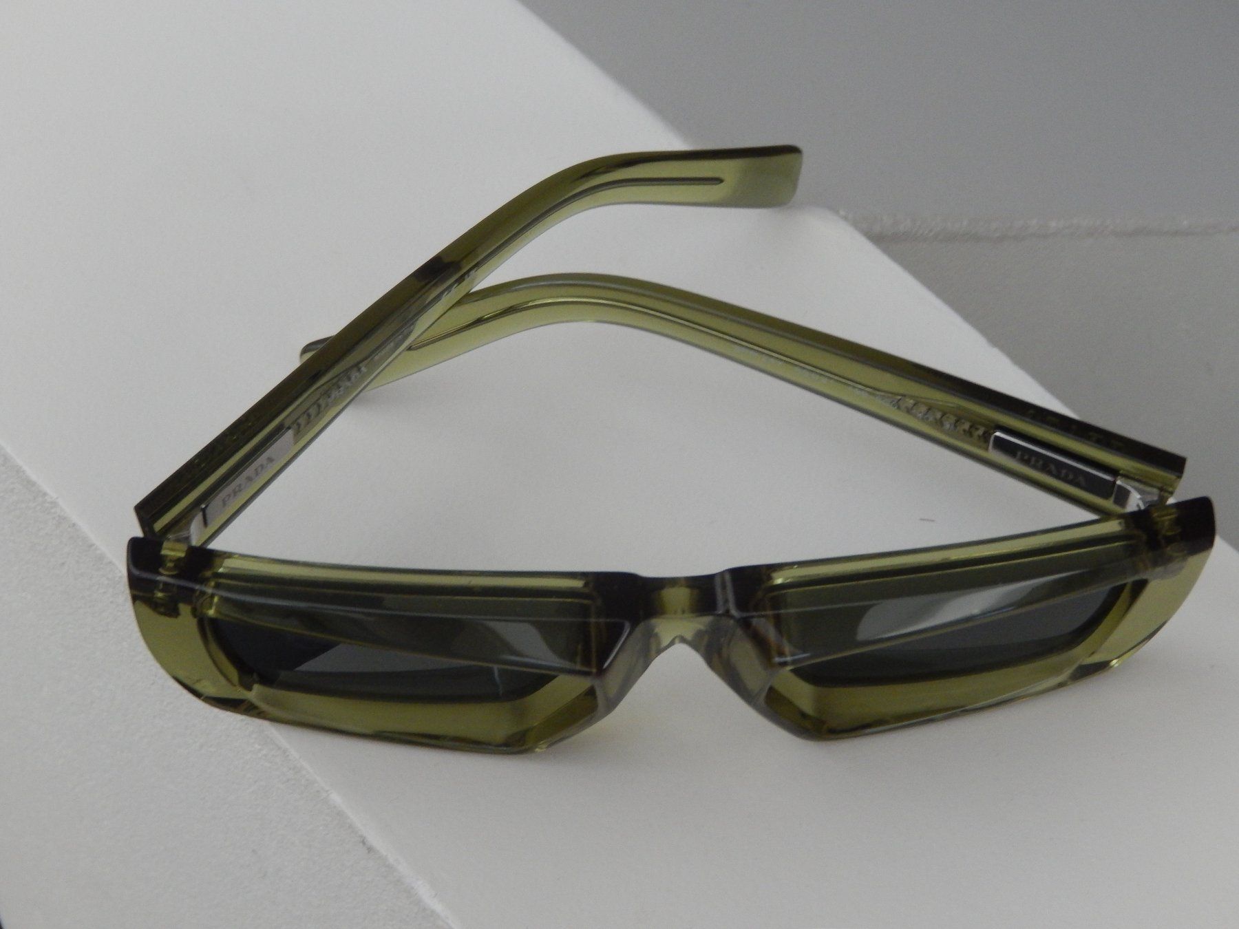 Prada Brillen & Gläser: Orig. PRADA Runway Sonnenbrille – Gebraucht aus Tuggen von vivira 8