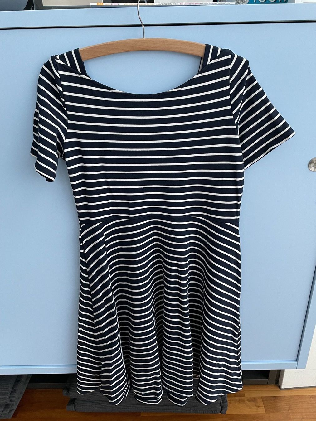 Esprit Robes: Kleid Esprit blau/weiss Gr. XL – D'occasion à Malters par kambiwahl 1
