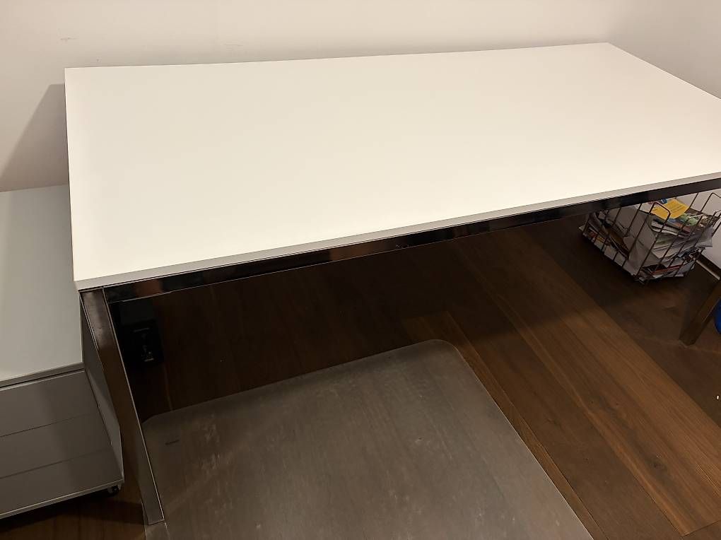Tables: Bürotisch / Esstisch weiss – D'occasion à Inkwil par LHAMF