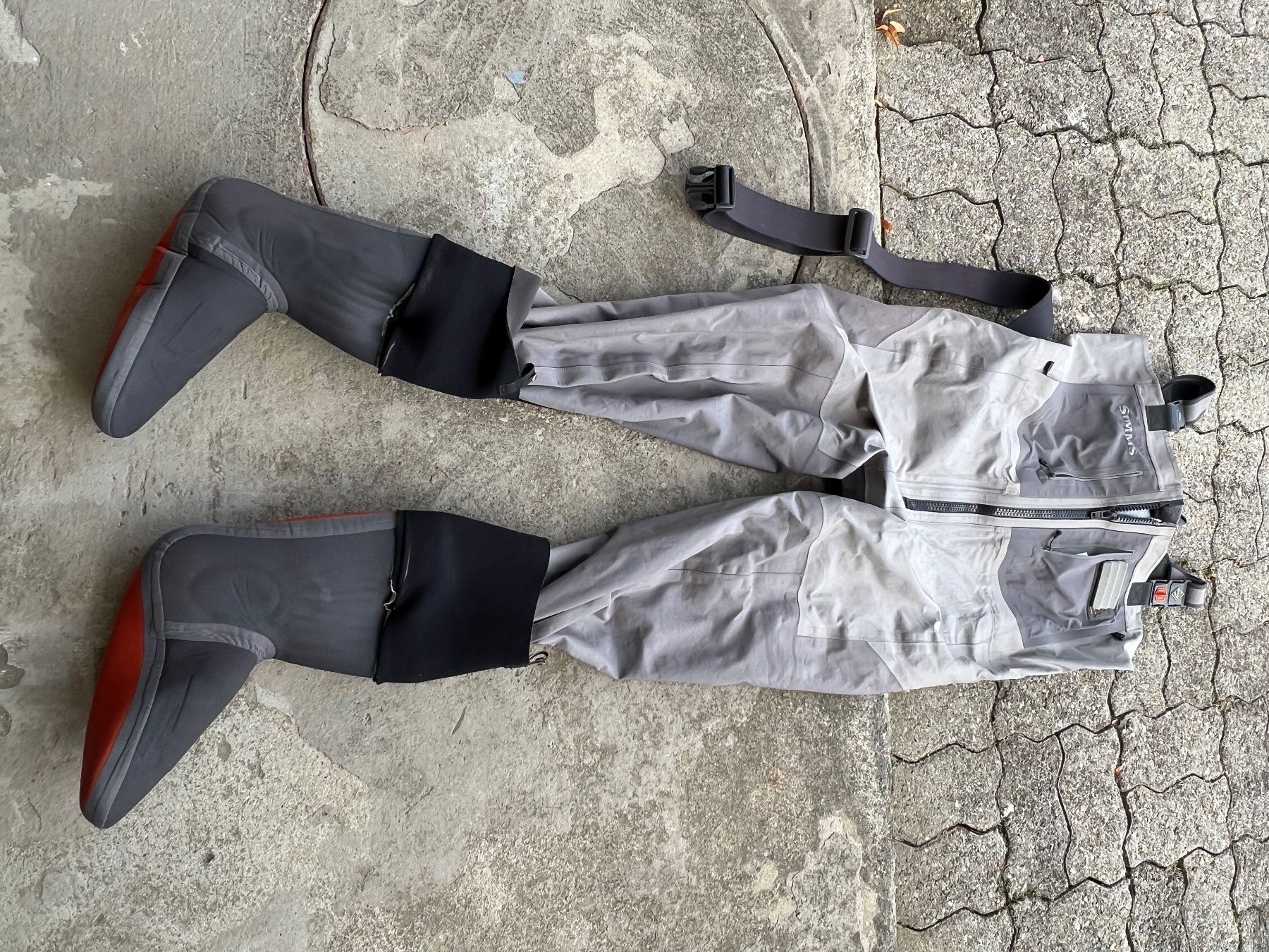 Simms Pantalons: Waders G4 de SIMMS – D'occasion à Villars-sur-Glâne par jat_s99z