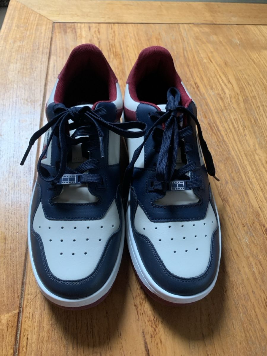 Tommy Hilfiger Scarpe da uomo: Baskets Tommy Jeans4 taille 42 – Nuovo (secondo la descrizione) da Les Evouettes venduto da Cuenca2023 1
