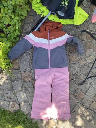Skijacke Grösse 98, Hose Grösse 110