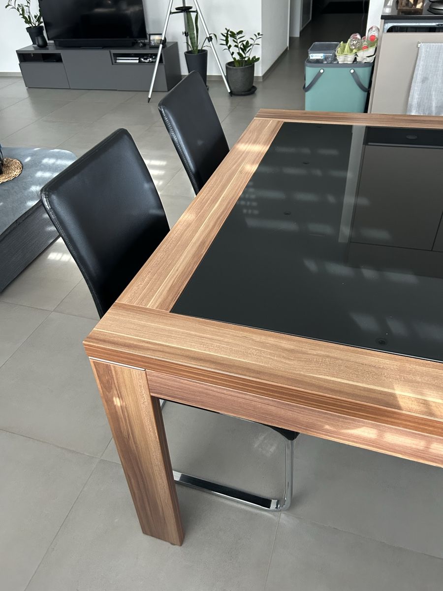 Tischset: Esstisch und mit 4 Stühlen – Gebraucht aus Boniswil von sim_7zhp 4