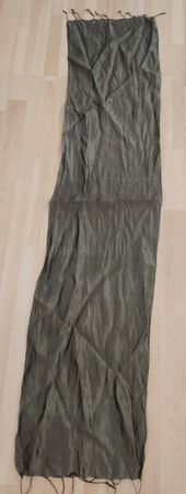 Foulard en soie kaki
