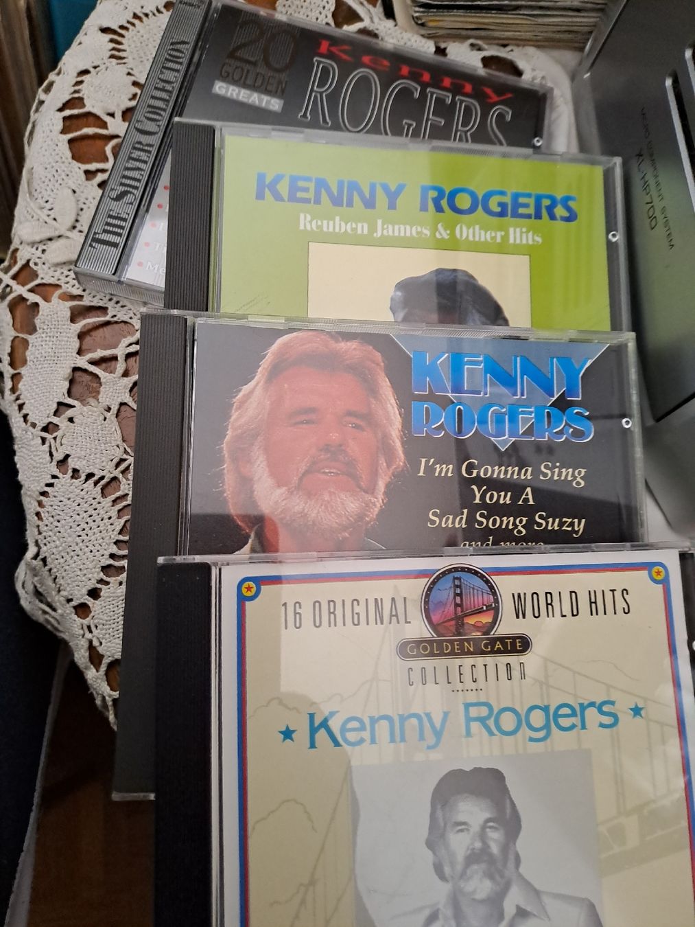 CD: 4  x CD von Kenny Rogers – Usato da Zürich venduto da Schoebi19 2