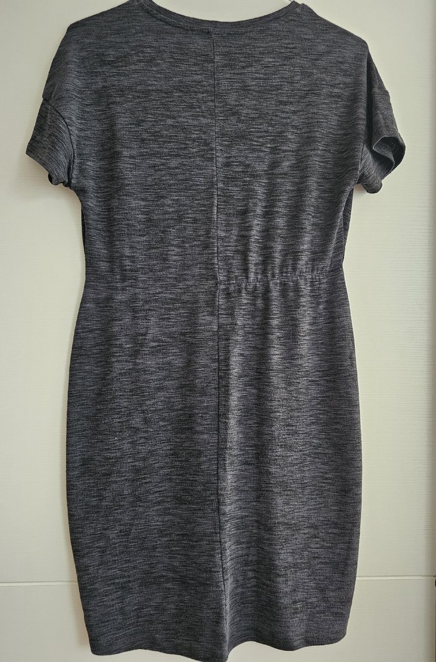 Esprit Robes: Feinstrickkleid Gr. S grau meliert – D'occasion à Steinmaur par Kiki_m240 1