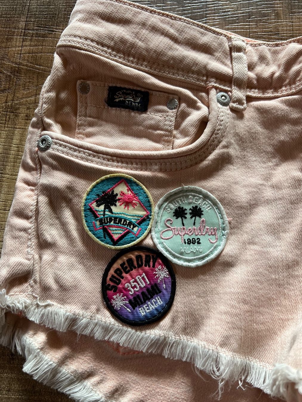 Superdry Pantaloni: SUPER DRY Kids Shorts – Usato da Genève venduto da Pingus2006 3