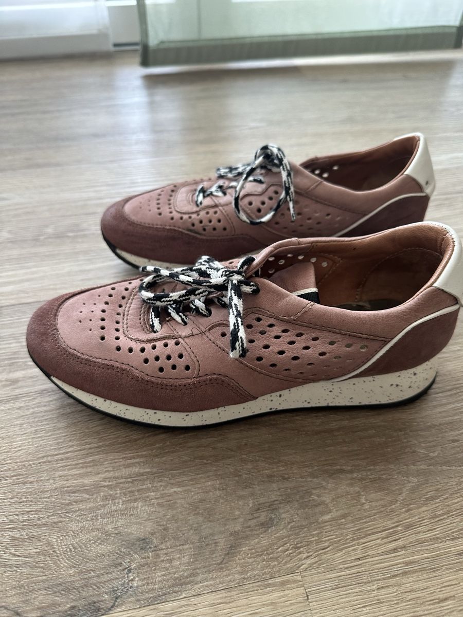 Chaussures femmes: Sneaker Gr. 39, rosa – D'occasion à Kloten par AnemoneD 1