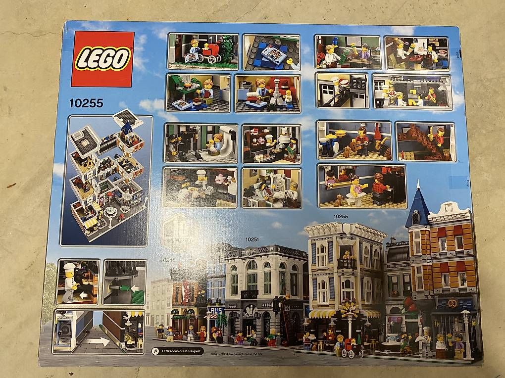 Lego Kit di costruzioni: Lego Creator Expert Stadtleben 10255 – Usato da Romanshorn venduto da mapeter90 1