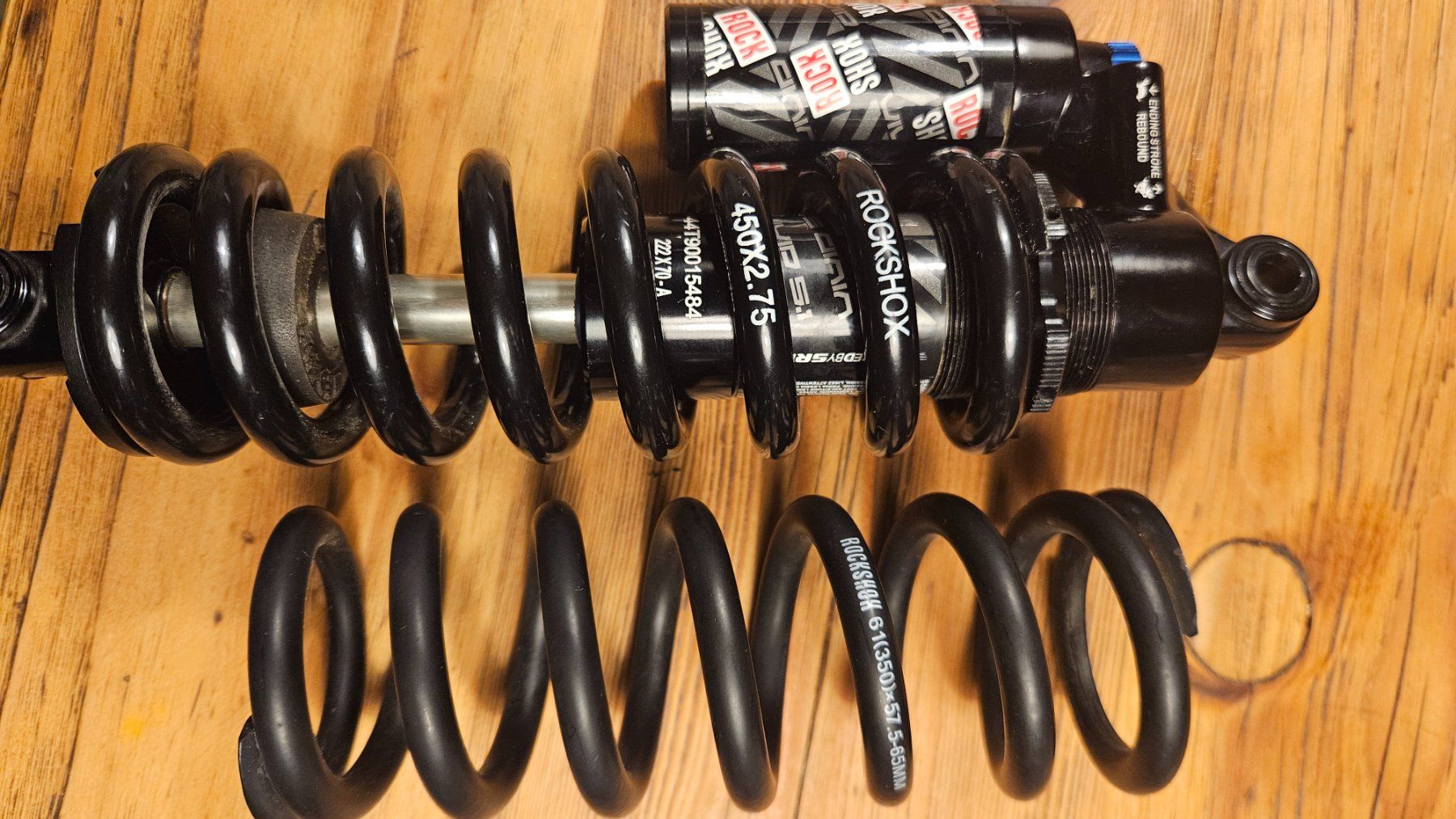Rockshox Pezzi di ricambio: Rockshox Vivid 5.1 Coil-Dämpfer – 222x70mm – inkl. 2 Federn – Usato da Hünibach venduto da tommy_gunn 2