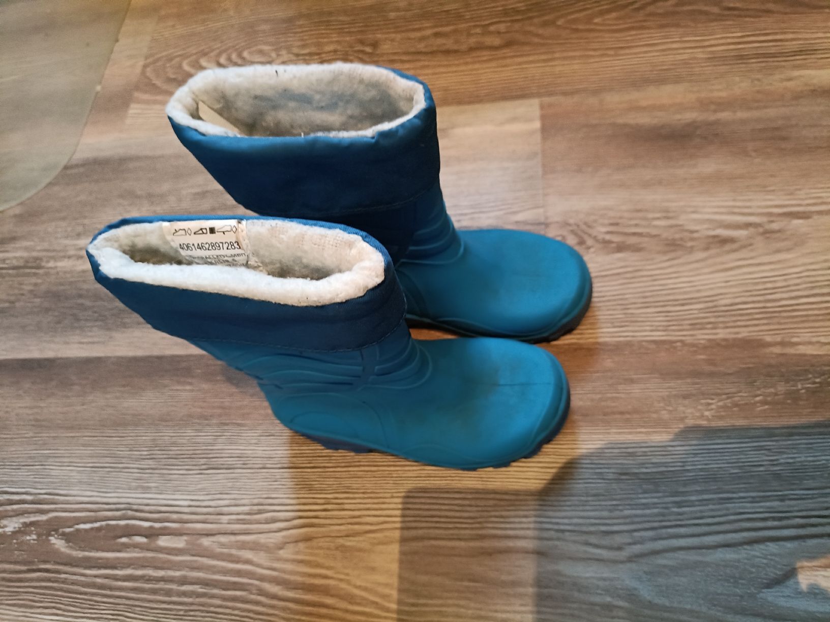 Scarpe per ragazzi: Winterstiefel Gr. 24 – Usato da Tenniken venduto da Pasci1990