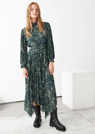 Belted pleated female dress & other stories 34 