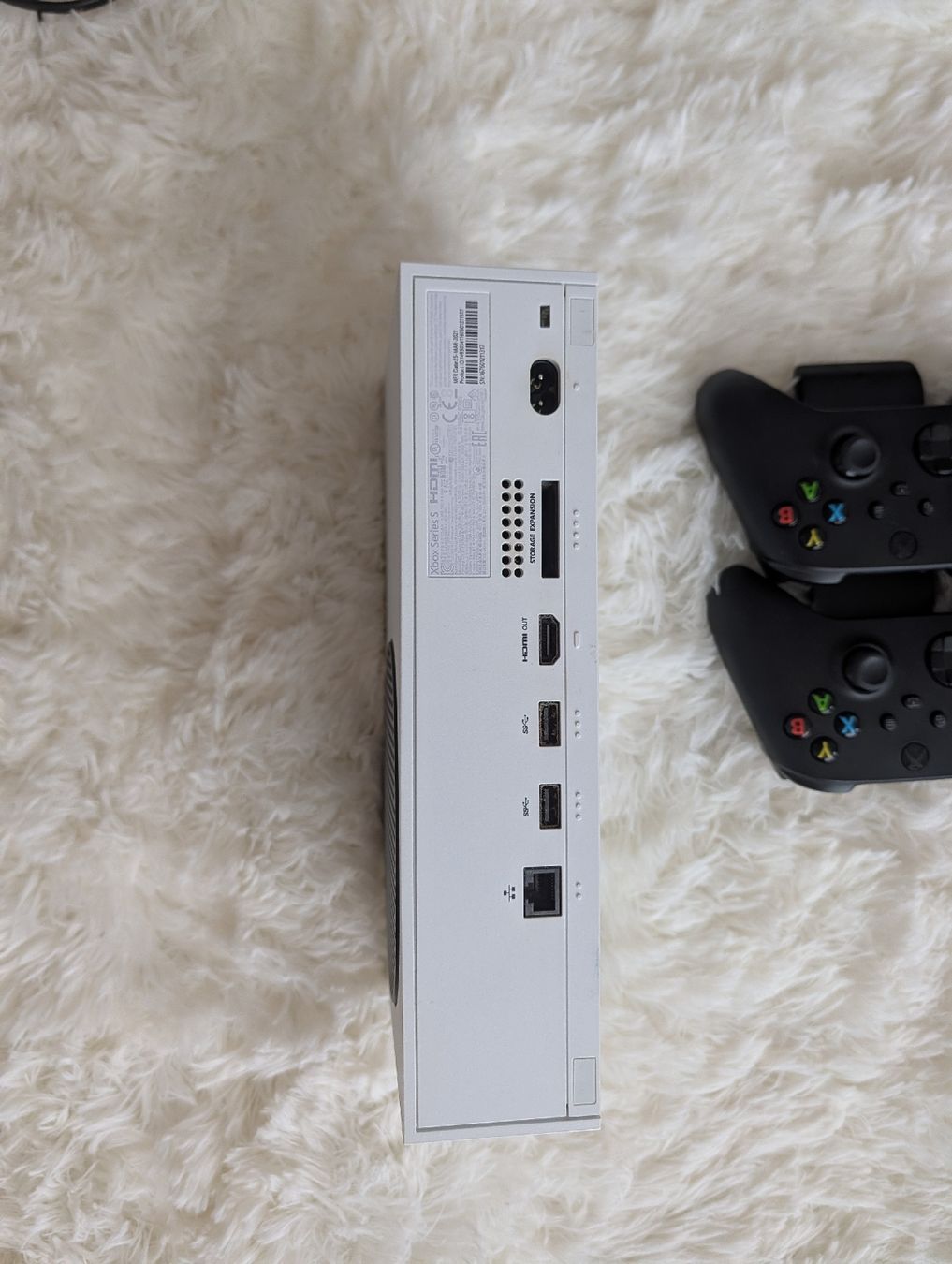Microsoft Console: Xbox Series S / 2 Controllern mit Ladestation – Usato da Windisch venduto da dam_y2ln 6