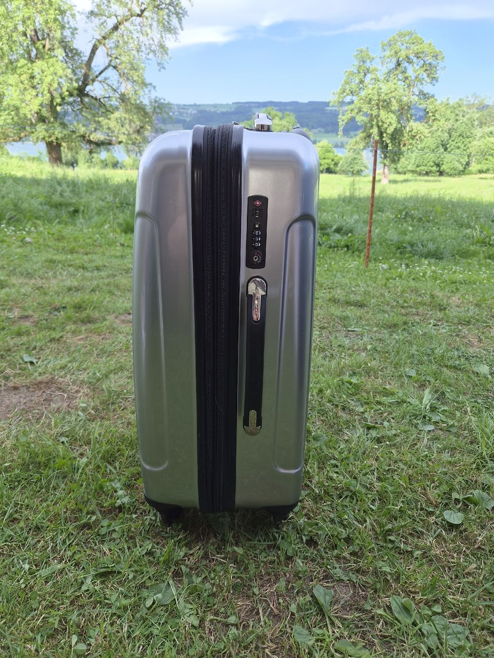 Valigie: Travelline Grau Reisekoffer – Usato da Hochdorf venduto da TT_GARAGE 1