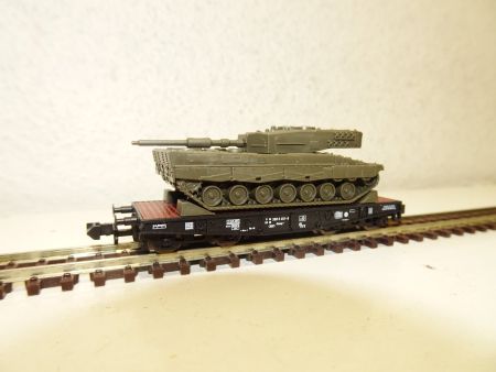 Roco Güterwagen Panzer Leopard 2 Spur N (2)