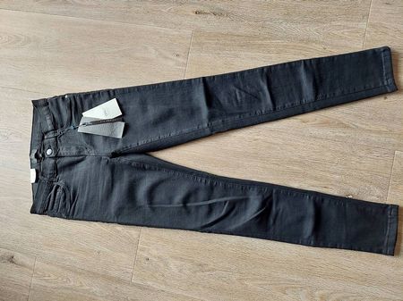 NEU mit Etikett! Only Jeans Hose skinny schwarz XS S