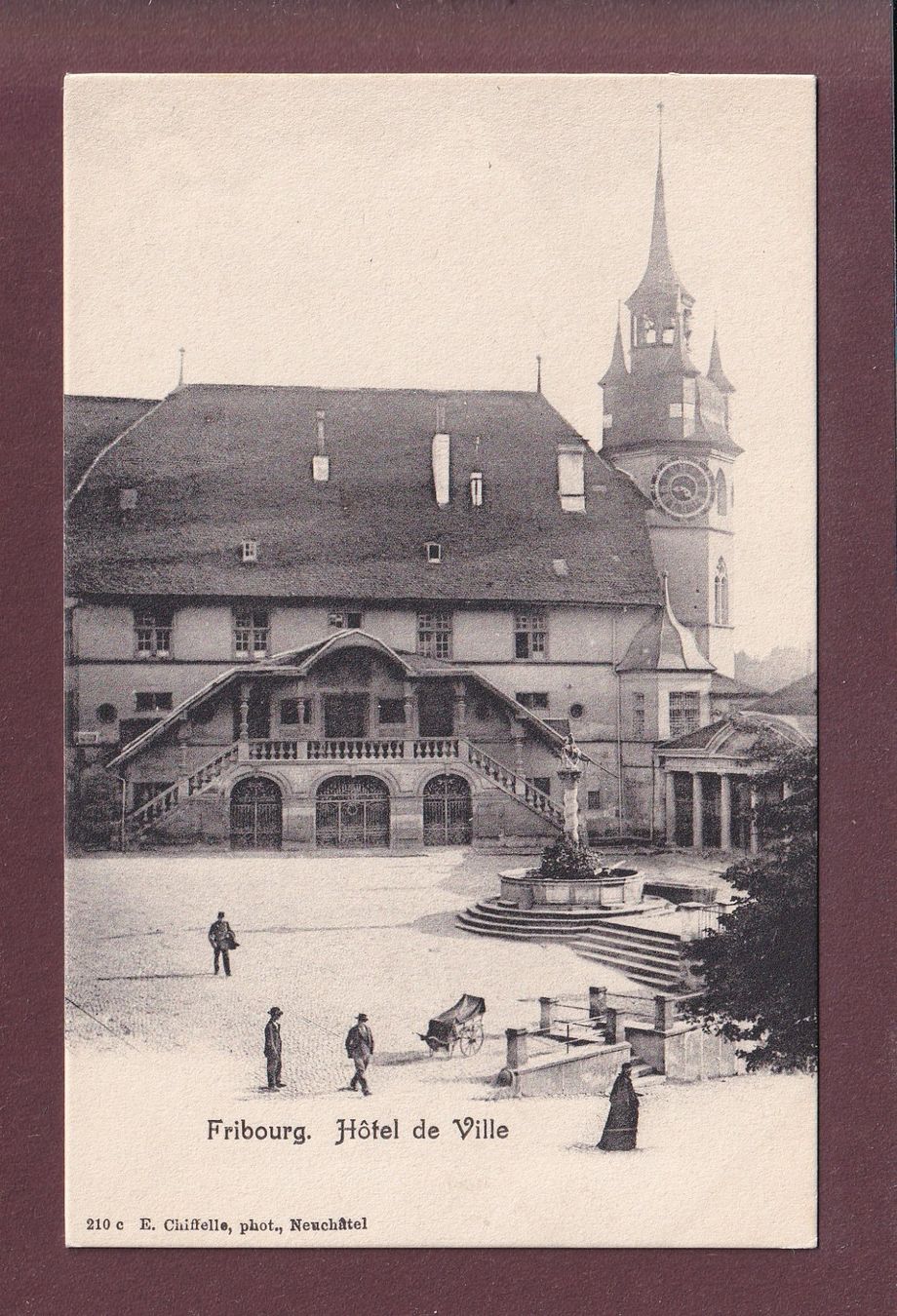Cartoline postali: FRIBOURG - Hôtel de Ville – Usato da Pully venduto da nicecards